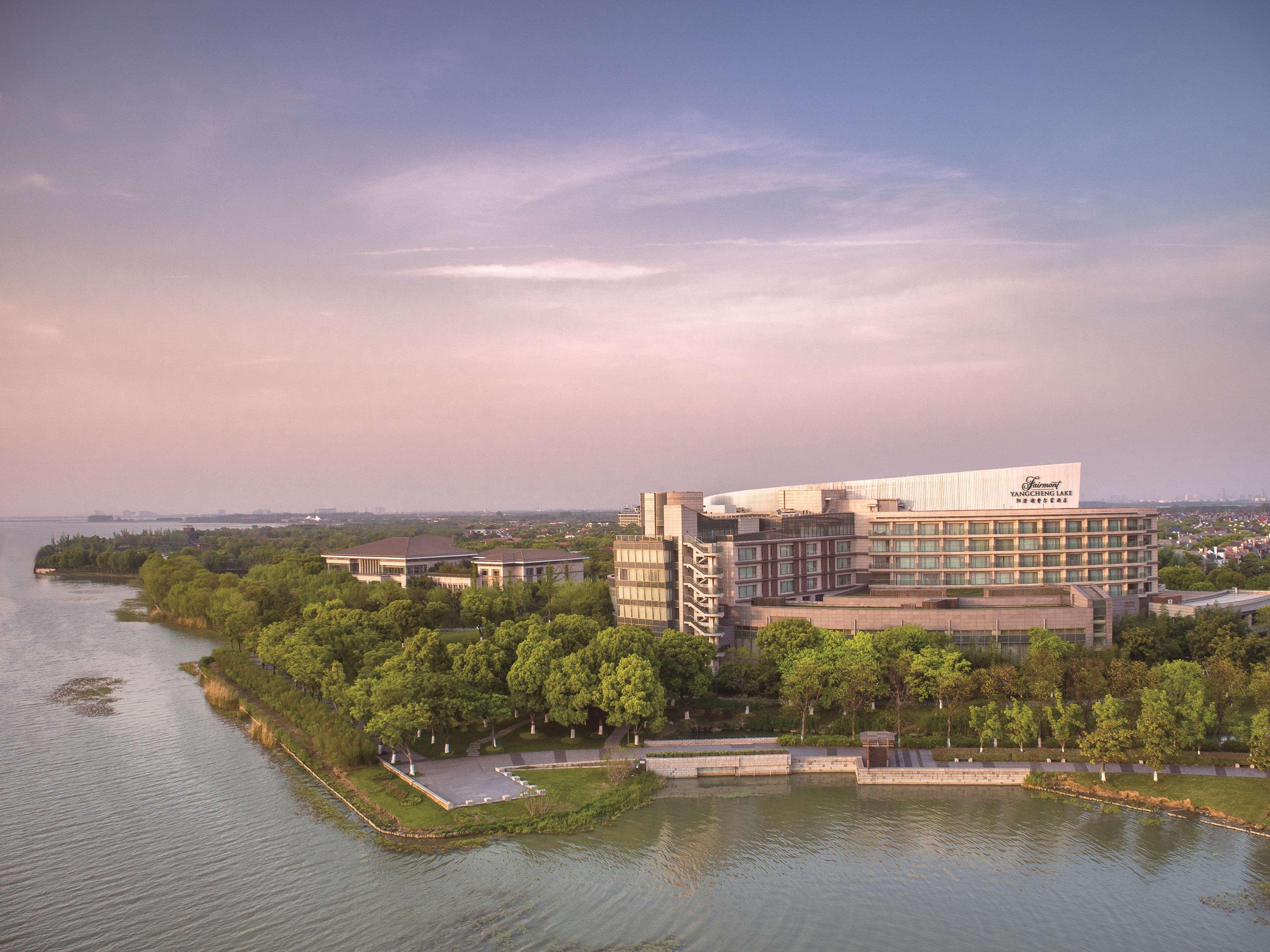 Fairmont Yangcheng Lake Hotel Kunshan  Exterior foto